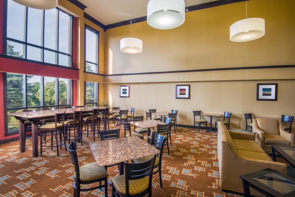 Holiday Inn Express Hotel & Suites Wauseon By Ihg Екстериор снимка