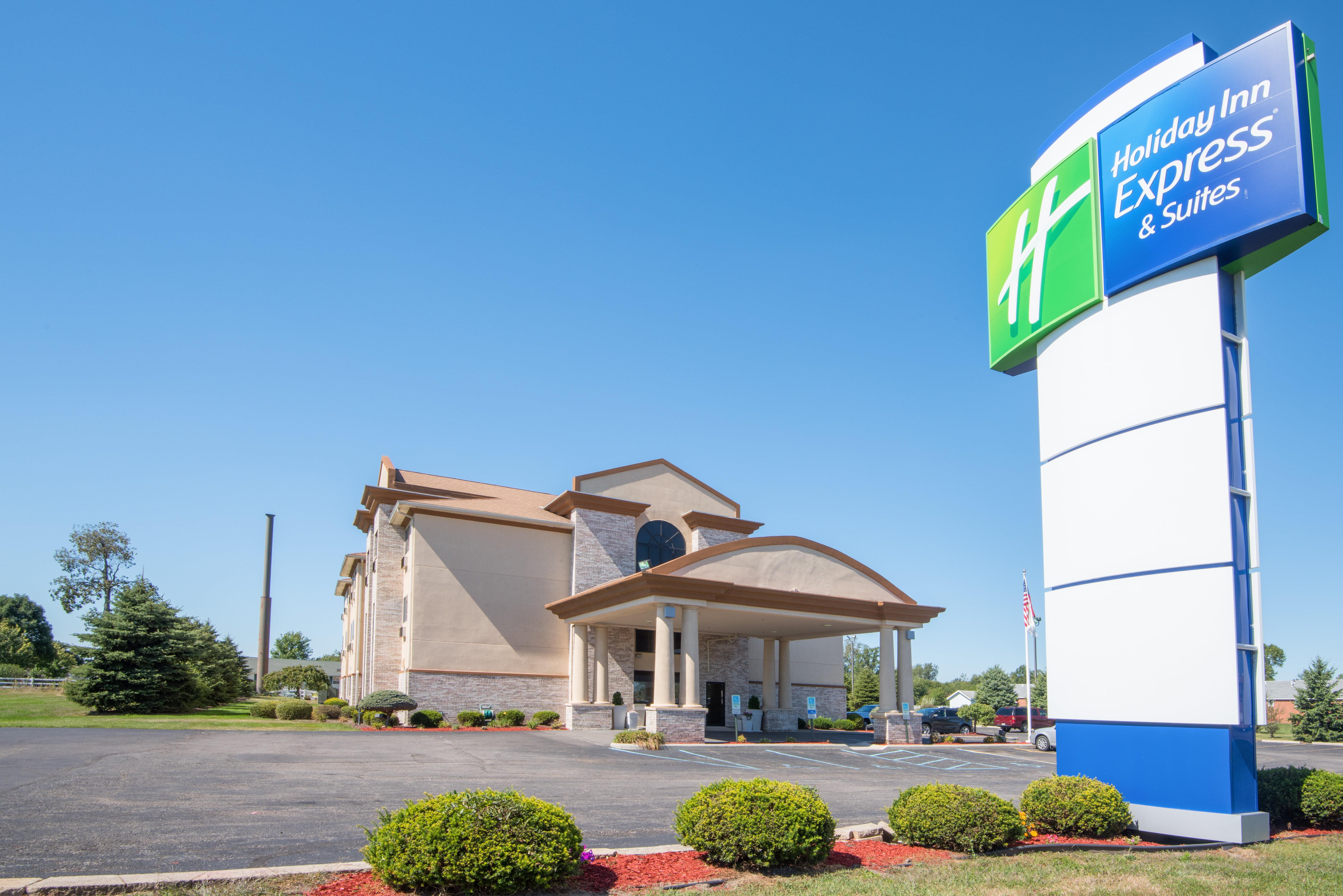 Holiday Inn Express Hotel & Suites Wauseon By Ihg Екстериор снимка