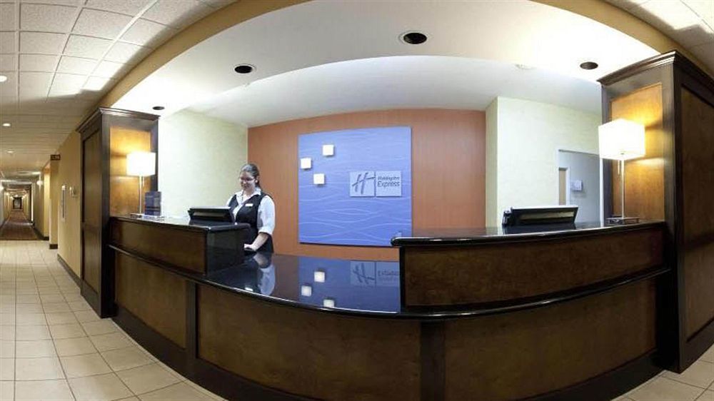 Holiday Inn Express Hotel & Suites Wauseon By Ihg Екстериор снимка